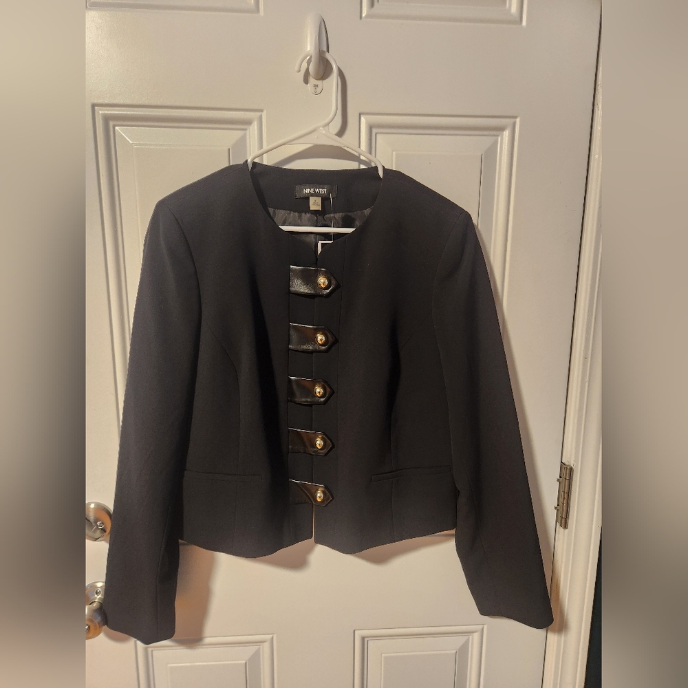 NWT Nine West Black And Gold Button Down Blazer Size 10